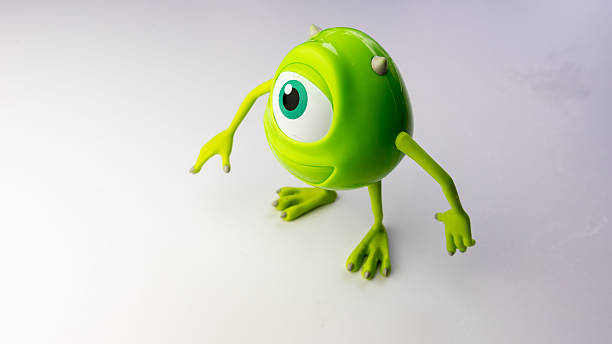 mike wazowski figura carattere di mostri film - green monster foto e immagini stock