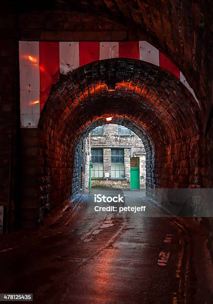 아치형 빅토이라 로드쇼의 터널 0명에 대한 스톡 사진 및 기타 이미지 - 0명, Shaun Sowerby, 남쪽