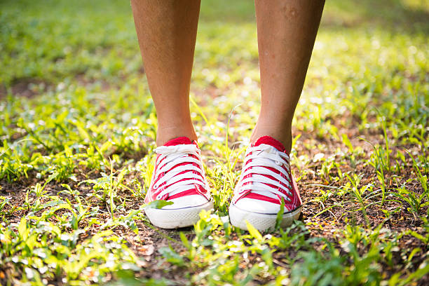 istock girl preparation to jogging in park 478183372