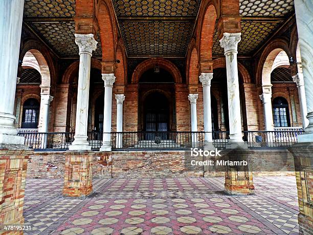 As Colunas - Fotografias de stock e mais imagens de Andaluzia - Andaluzia, Ao Ar Livre, Arquitetura