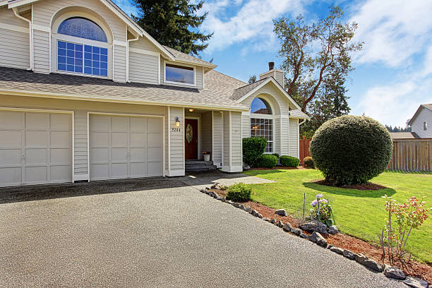 istock Beautiful house exterior with curb appeal 478197894