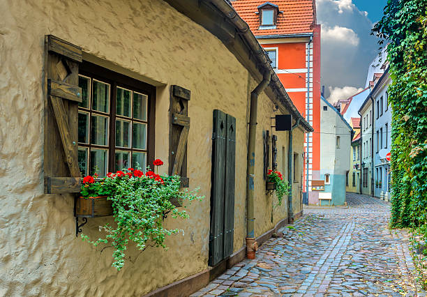 istock Colorful medieval street in Old Riga, Latvia 478199923
