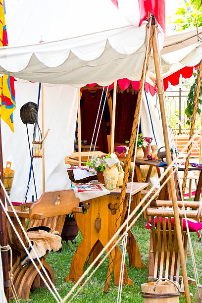 istock Medieval tent camp of merchants and nobles 478200502