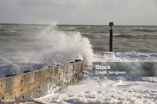 Photo libre de droit de Breakwater banque d'images et plus d'images libres de droit de Angleterre - Angleterre, Bois de construction, Brise-lames