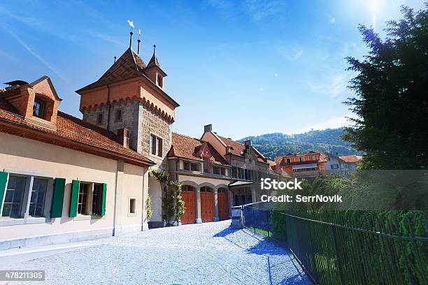 Foto de Jardim Interior De Oberhofen e mais fotos de stock de Alpes europeus - Alpes europeus, Alpes suíços, Arquitetura