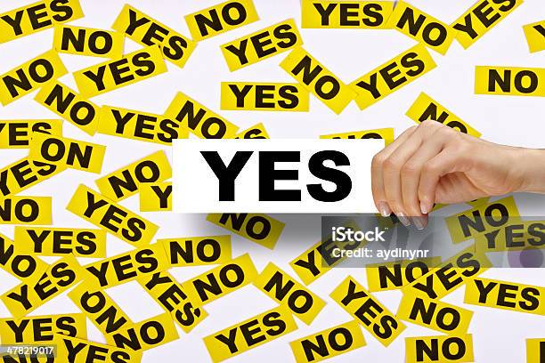 Yes Sì - Fotografie stock e altre immagini di Accordo d'intesa - Accordo d'intesa, Affari, Chiedere