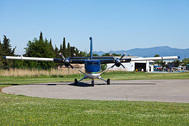 istock Propeller Aircraft Taxiing 478224785