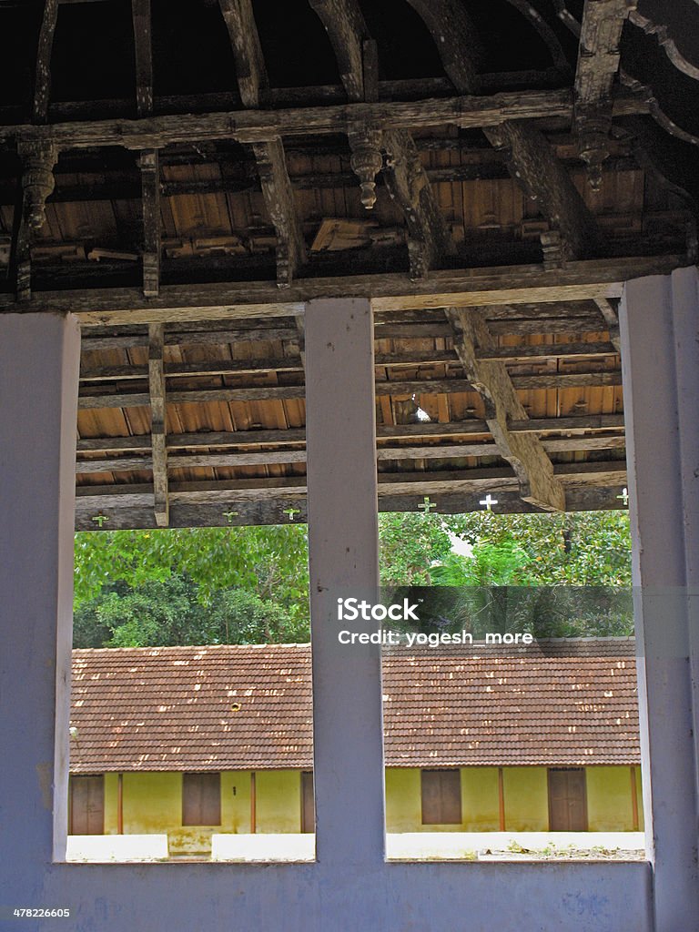Widok na Dom z okna.  Kerala, India - Zbiór zdjęć royalty-free (Abstrakcja)