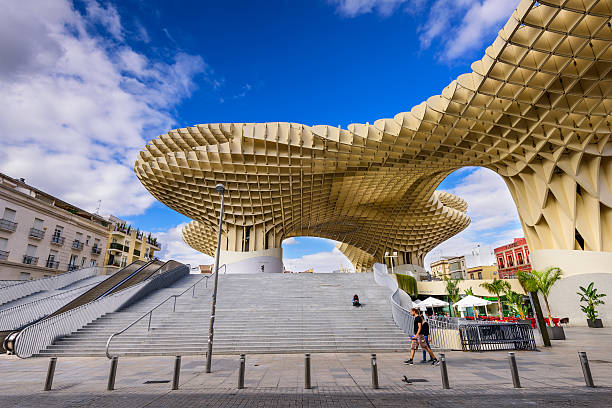 le metropol parasol - plaza de la encarnación photos et images de collection