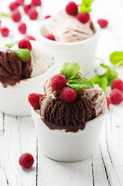 istock Ice cream with berry and mint 478230466