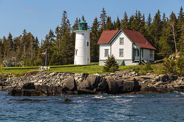 little river światło-cutler stan maine - lighthouse landscape maine sea zdjęcia i obrazy z banku zdjęć