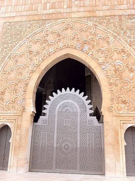 portão mesquita de hassan ii - conquerer imagens e fotografias de stock