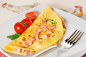 omelette with ham and cherry tomatoes