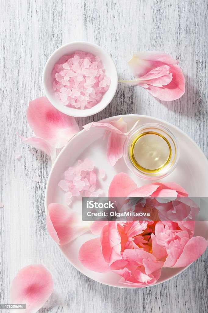 Pink Flower Salt Peony Essential Oil For Spa And Aromatherapy Stock Photo -  Download Image Now - iStock