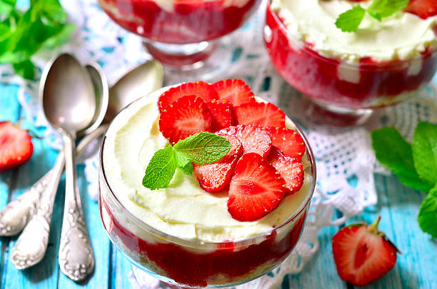 istock Strawberry tiramisu. 478261736