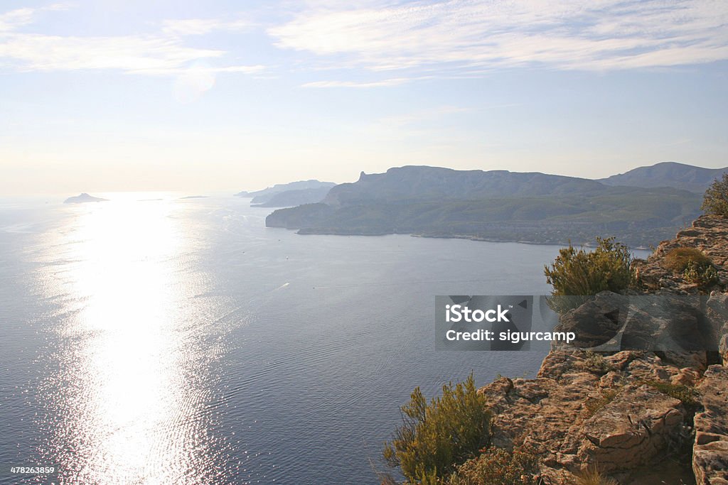 Calanques de Cassis na riviera francesa no pôr-do-sol, França. - Foto de stock de Atividade Recreativa royalty-free