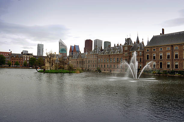 istock Parliament and court building complex Binnenhof 478265126