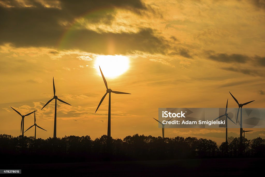 Generazione di mulini a vento di - Foto stock royalty-free di Agricoltura