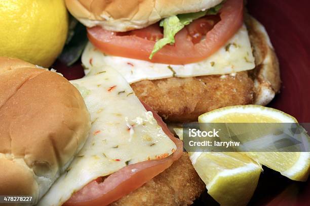 Ryba W Panierce Kanapka - zdjęcia stockowe i więcej obrazów Bez ludzi - Bez ludzi, Burger, Filet