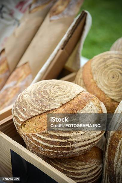 Фермерский Рынок Bakery — стоковые фотографии и другие картинки Багет - Багет, Батон, Без людей