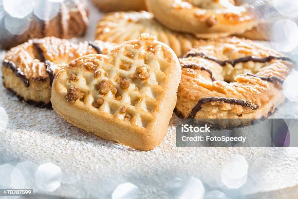 Feito Em Casa Açúcarcookies - Fotografias de stock e mais imagens de Biscoito de açúcar - Biscoito de açúcar, Figura para recortar, Assado no Forno