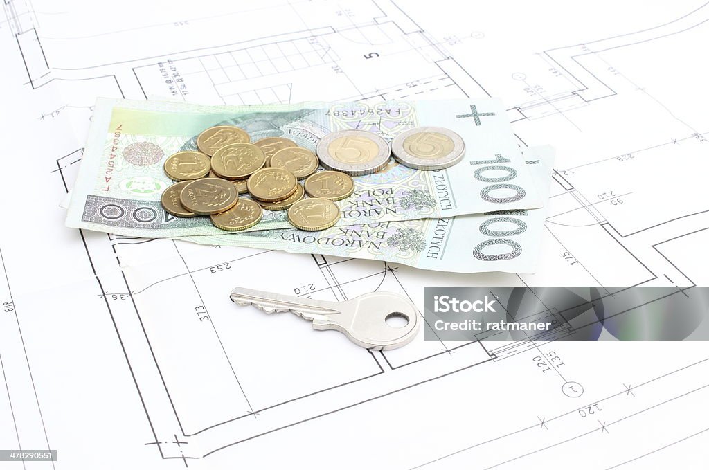 Dinero y plata key acostado de la carcasa plan - Foto de stock de Arquitectura libre de derechos
