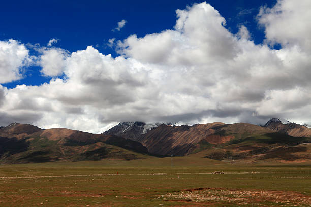 istock Mt Nyenchen Tanglha 478291953