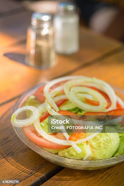 Salada De Portugal - Fotografias de stock e mais imagens de Alimentação Saudável - Alimentação Saudável, Almoço, Ao Ar Livre