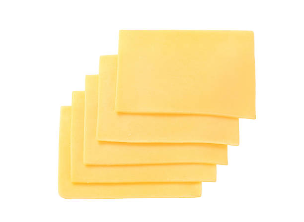 cinco rodajas de queso - yellow cheese thin portion fotografías e imágenes de stock