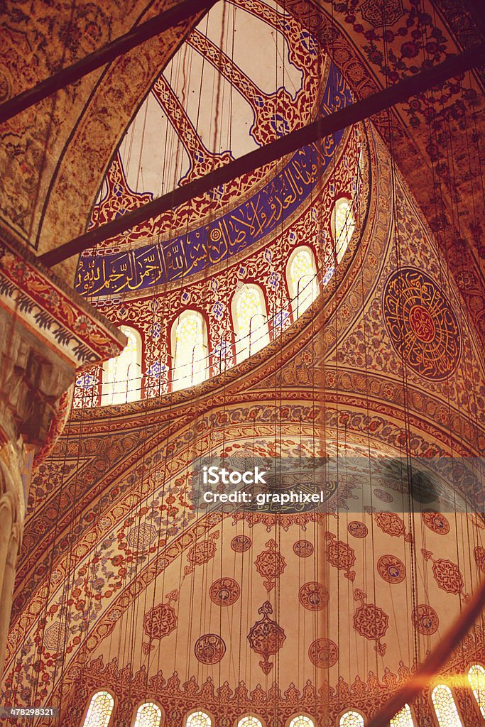 Soffitto della Moschea Blu - Foto stock royalty-free di Ambientazione interna