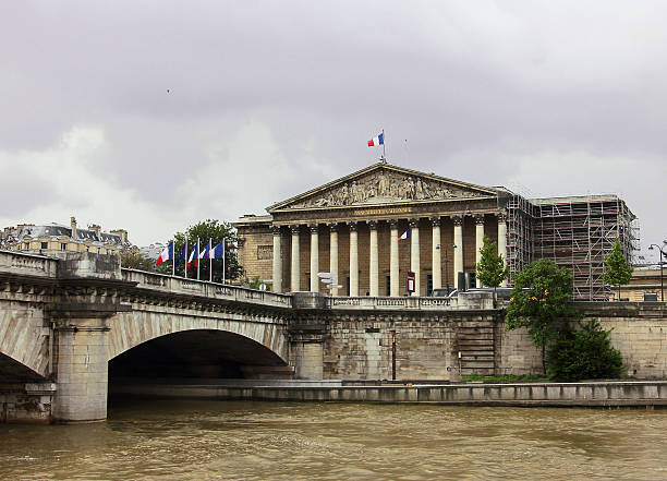 istock Paris_house of parliament 478303831