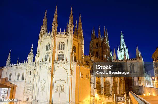 Foto de Vista Noturna Da Catedral De Burgos e mais fotos de stock de Arquitetura - Arquitetura, Catedral, Catolicismo