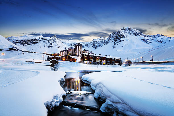 tignes, alpes, france - ski resort winter snow night photos et images de collection