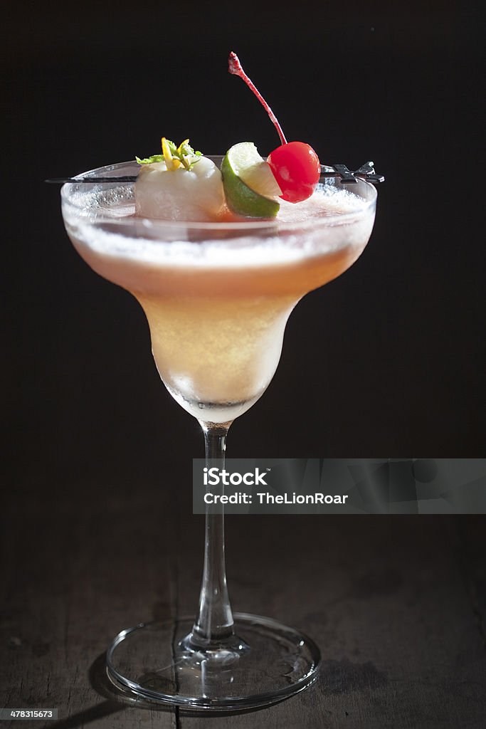 Litchi Martini - Foto stock royalty-free di Agrume