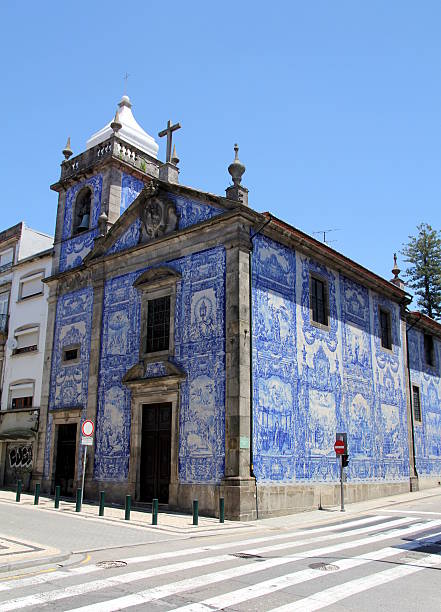 istock Azulejos on a church wall in Porto 478320316