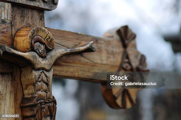 Cross Stockfoto und mehr Bilder von Abstrakt - Abstrakt, Bunt - Farbton, Bühnenkostüm