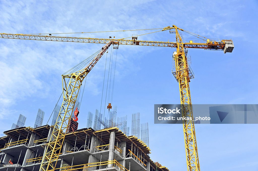 Gru e cantiere - Foto stock royalty-free di Ambientazione esterna