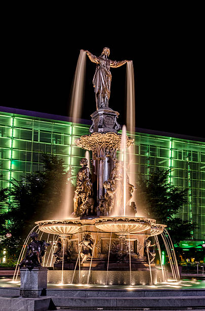 istock Tyler Davidson Fountain, Cincinnati, Ohio 478345318