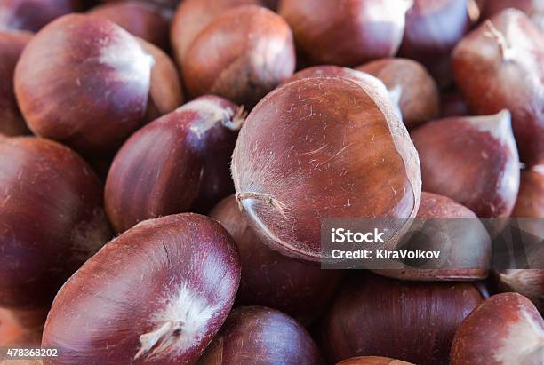 Raw Chestnuts Stock Photo - Download Image Now - 2015, Abundance, Autumn