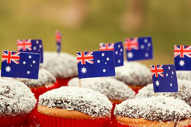 オーストラリア日カップケーキ - lamingtons australia australia day celebration ストックフォトと画像