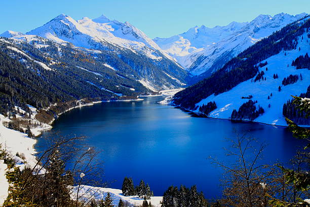 istock Winter Blue water Mountain Lake in Tirol alps, Austria 478442015