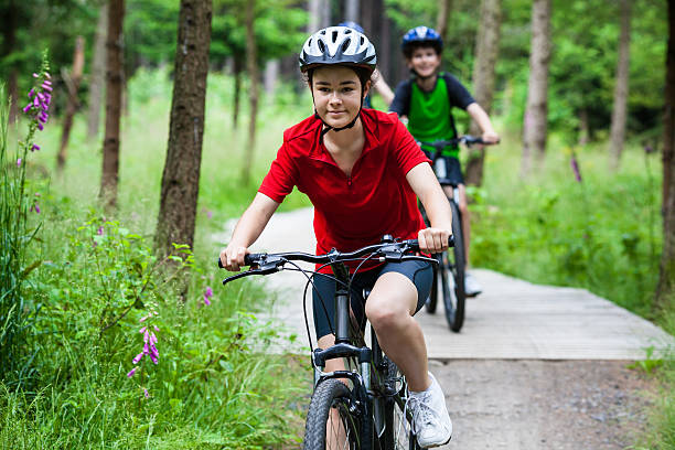 istock Family biking 478442412
