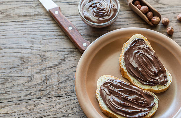 istock Slices of baguette with chocolate cream 478444092