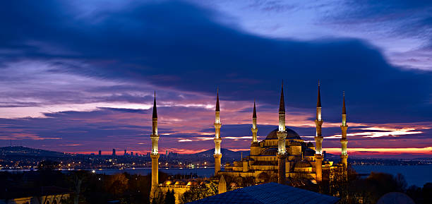 istock Sultan Ahmed Mosque at sunrise 478448274