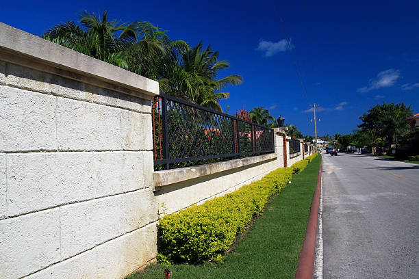 istock Street in residence 478467433