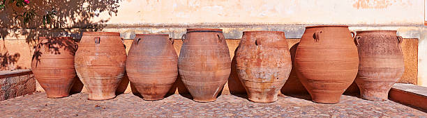 clay amphoras - amphora ancient past greece photos et images de collection