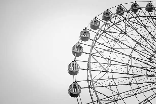 Photo of Black and white ferris wheel