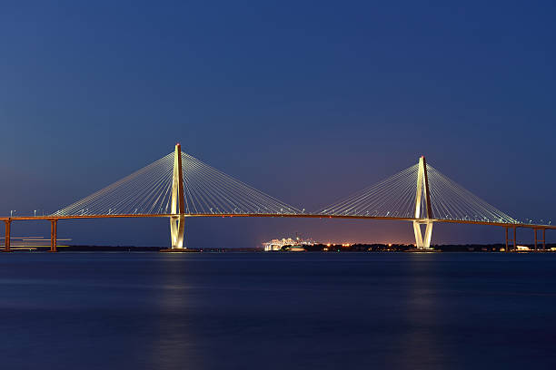 arthur ravenel jr.  ponte - charleston south carolina south carolina bridge suspension bridge imagens e fotografias de stock