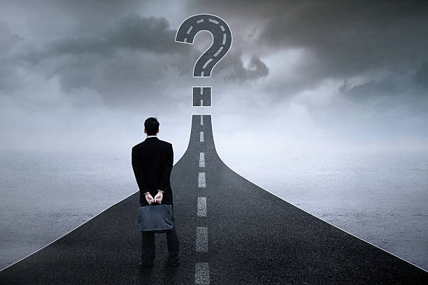 istock Entrepreneur with question sign on the road 478565848