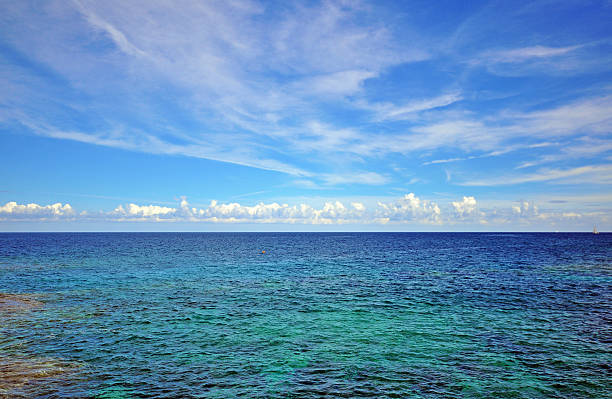 istock Blue sky and sea horizon 478579785